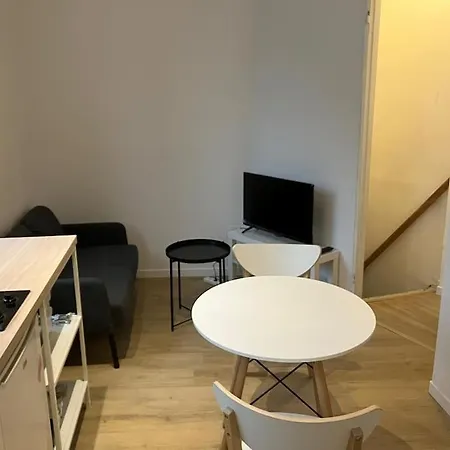 Leloir 2 Apartment *